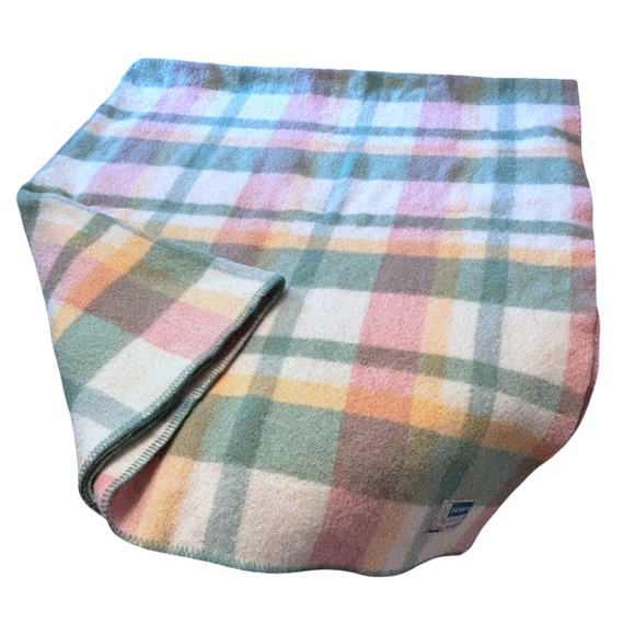 Vintage Eaton's Wool Blanket Throw Pastel Plaid Tartan Mid Century 70"X78" RARE - Picture 3 of 10
